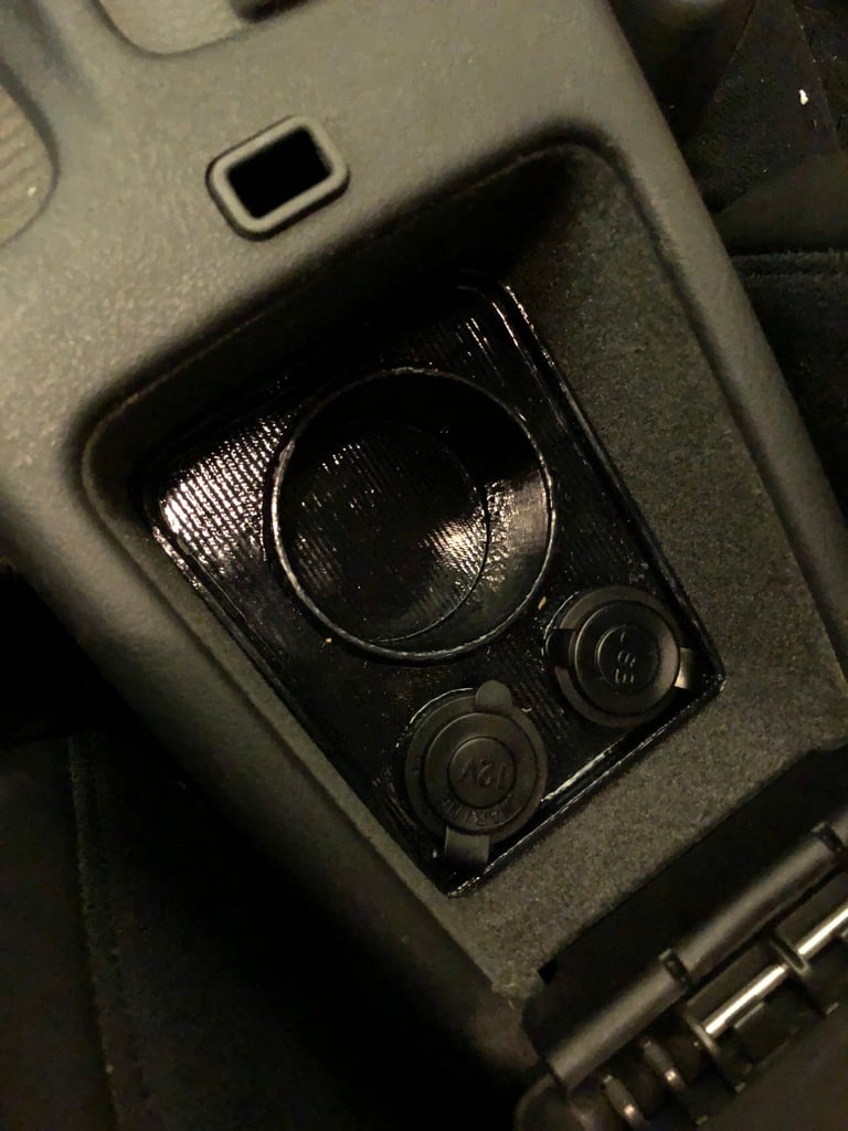 Center Console Cupholder – 2012 Volvo V40