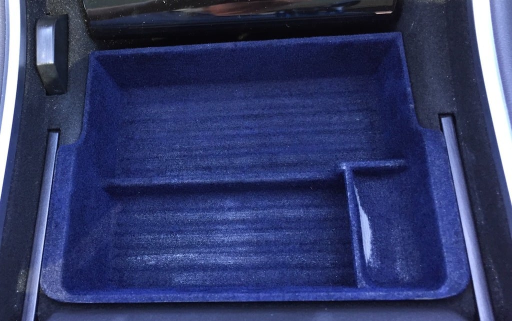 Center Console Tray – 2020 Tesla Model 3