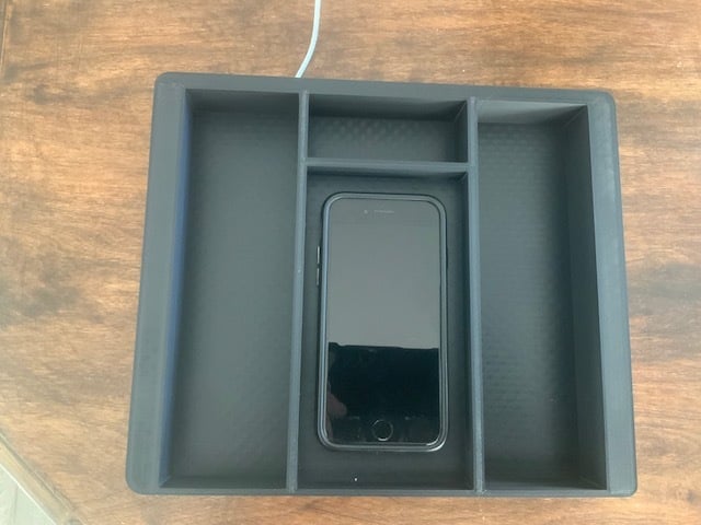 Compartment Cover With Wireless Charger – 2024 Chevrolet Silverado Ev
