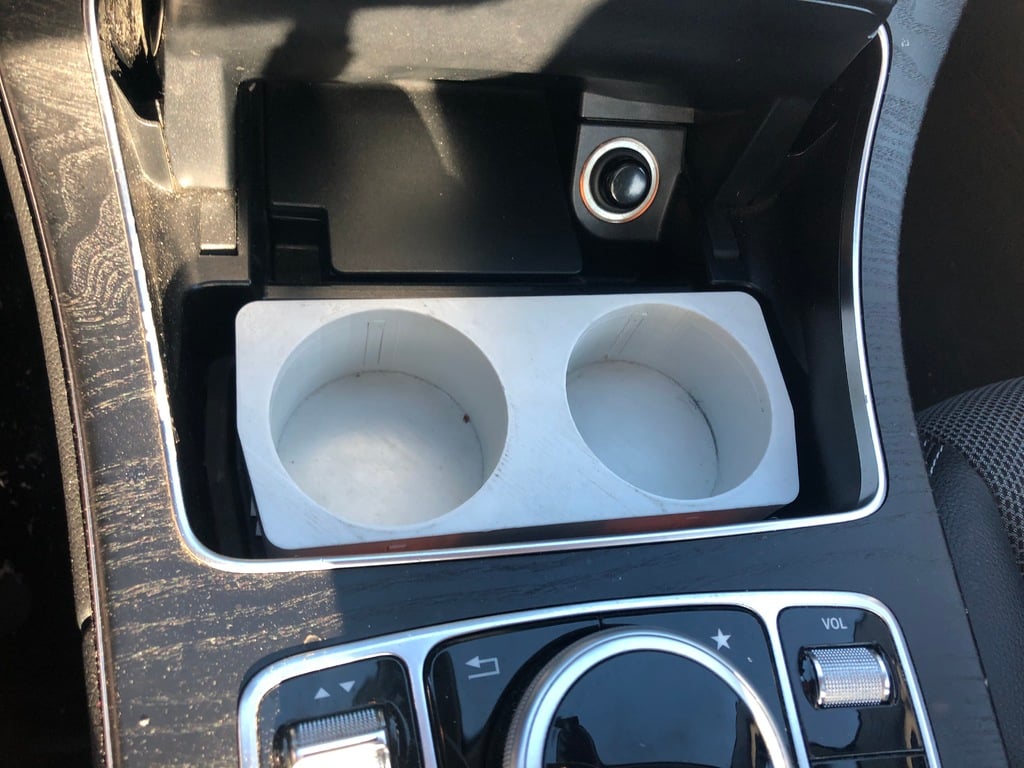 Cup Holder – 2016 Mercedes C200d