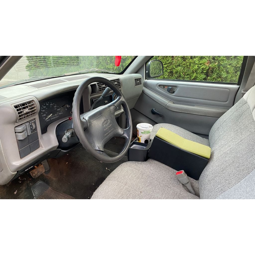 Cupholder And Center Console – 1994-2004 Chevrolet S10 2nd Generation