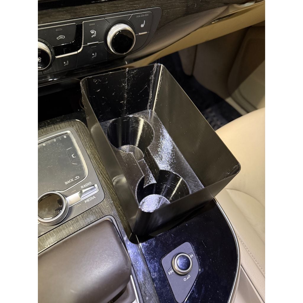 Cupholder-mounted Trashcan – 2015-2021 Audi Q7 4M