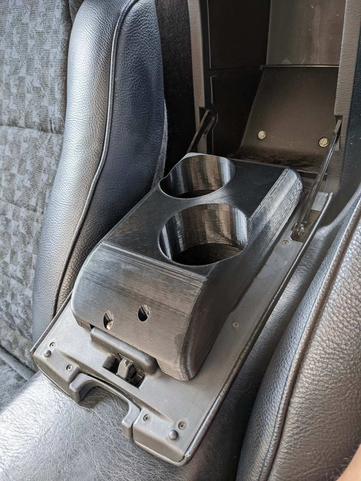 MR2 SW20 Center Mount Cup Holder – 1991 Toyota MR2