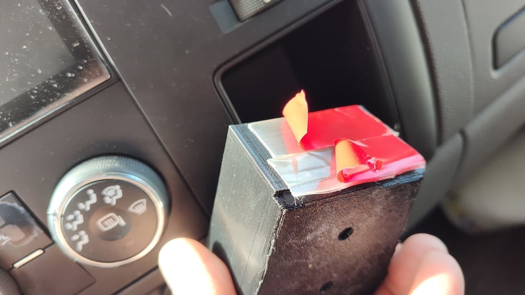 Dash Change Holder – 2011 Chevrolet Silverado