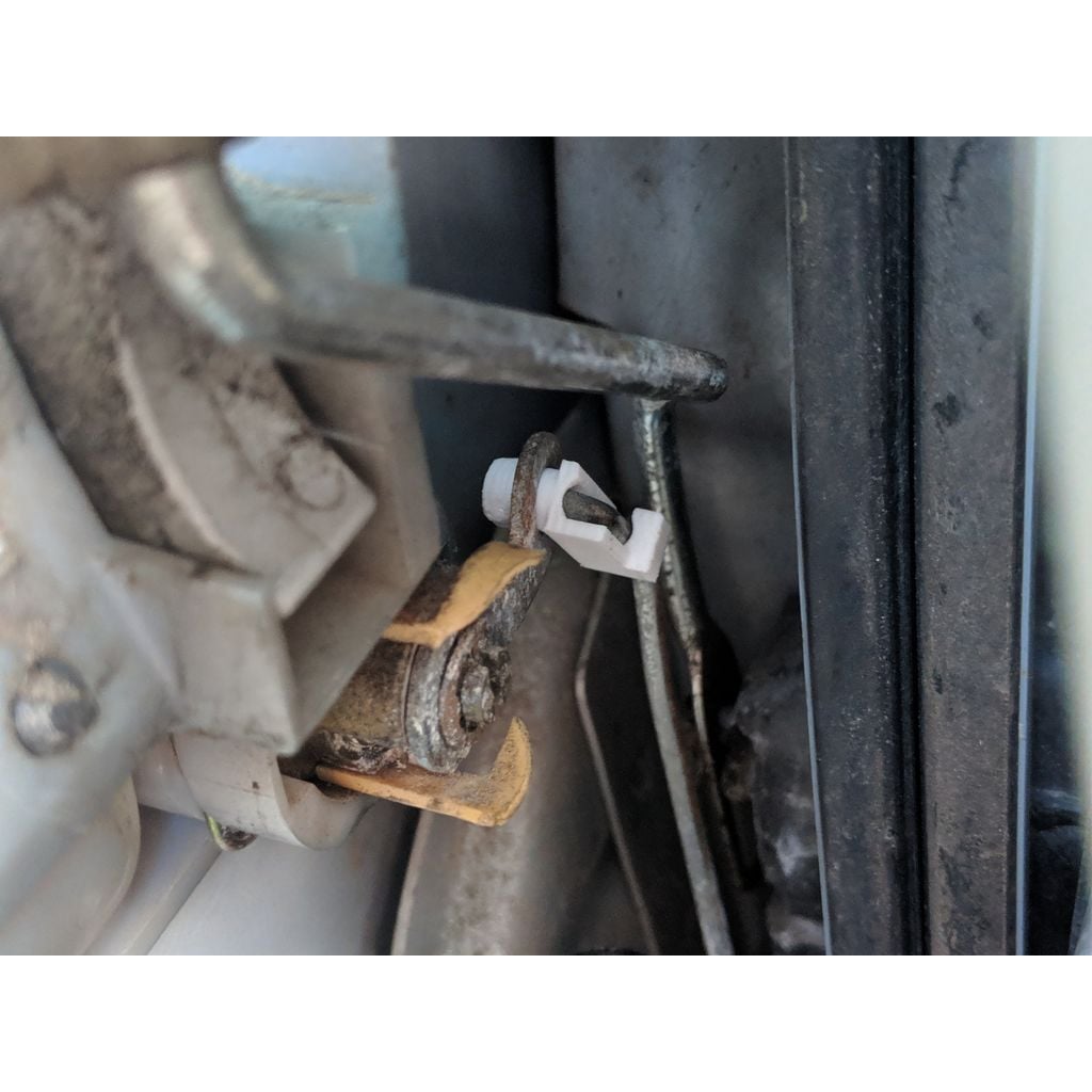 Door Unlock Rod Clip – 2001 Toyota 4runner 3rd Gen