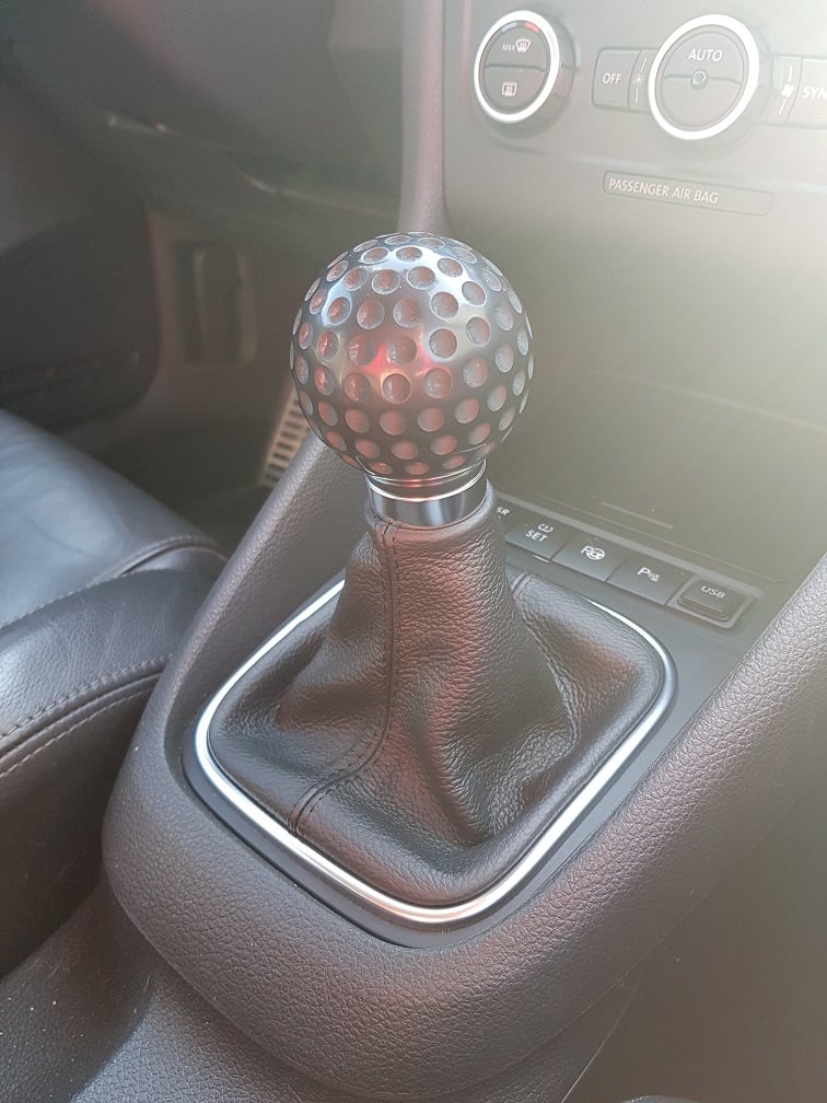 Golf Ball Gear Knob Version 2 – Volkswagen Golf