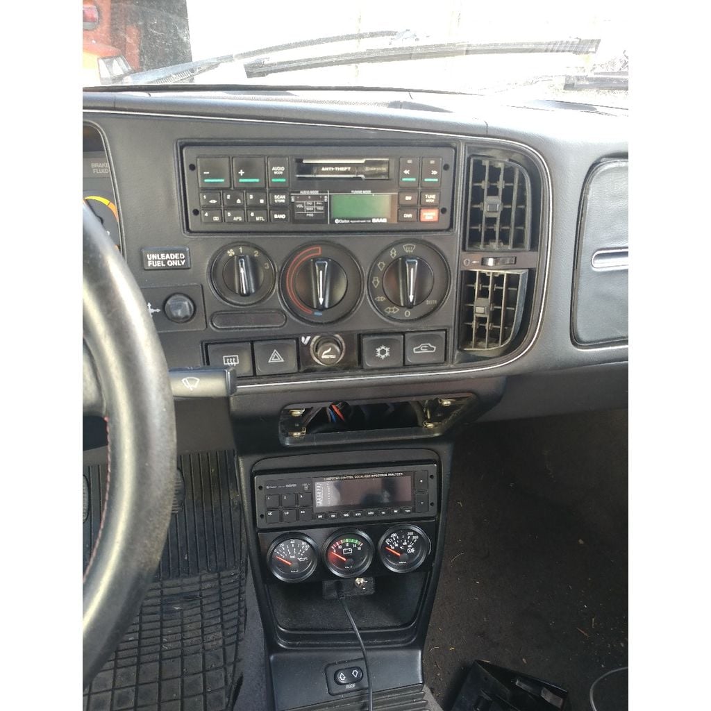 Extra Gauges Panel – 1978-1994 Saab 900 (C900)