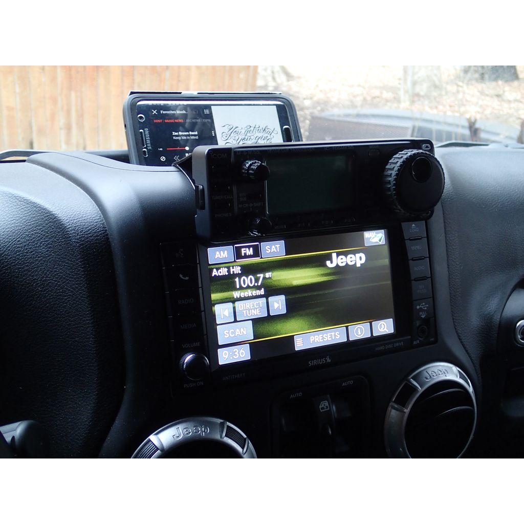 Faceplate Dash Bracket – 2015 Jeep Wrangler