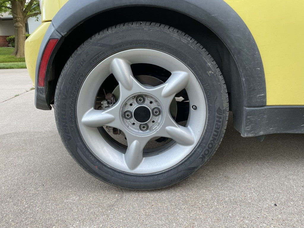 Five Spoke Wheel Center Cap – 2001-2006 Mini Cooper R50