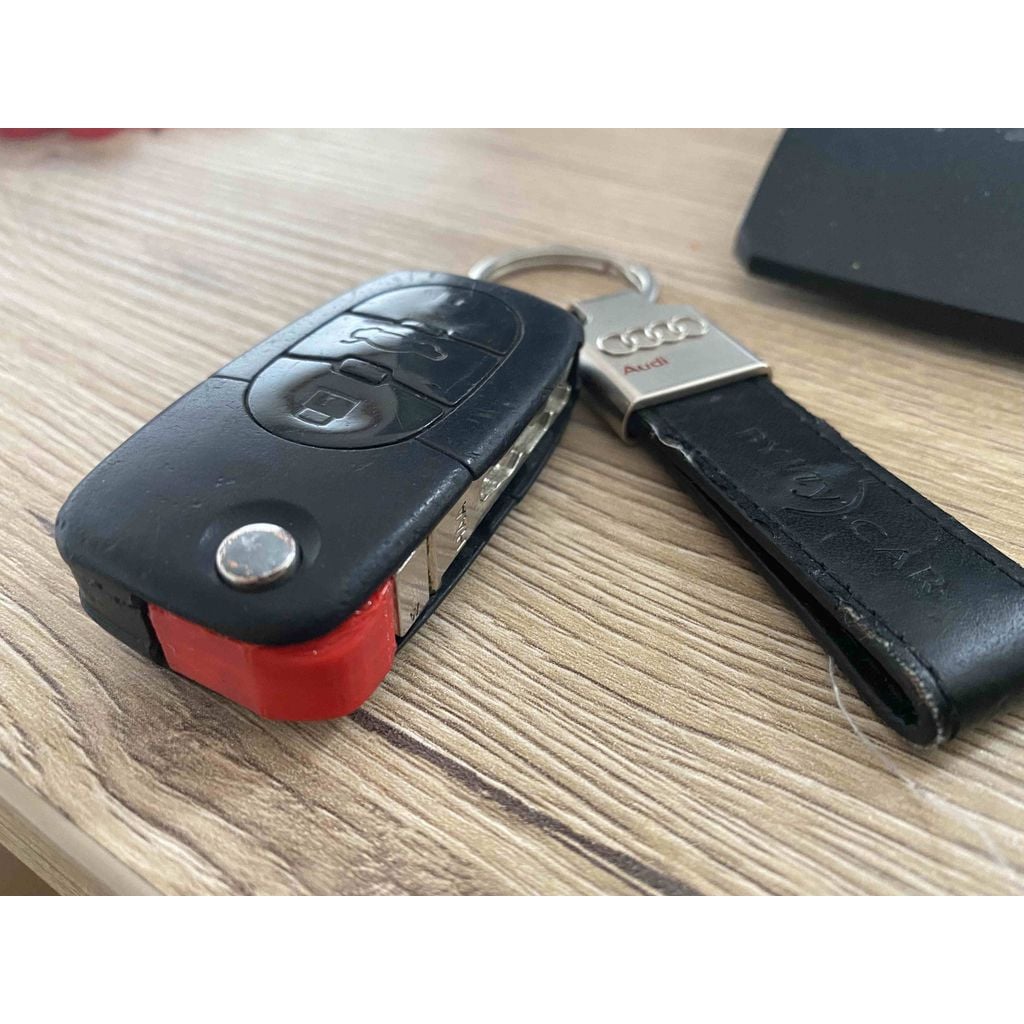 Flip Key Holder – 1994-2001 Audi A4 B5 (S4/RS4)