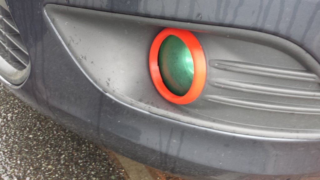Fog Light Ring – 2008 Ford Focus