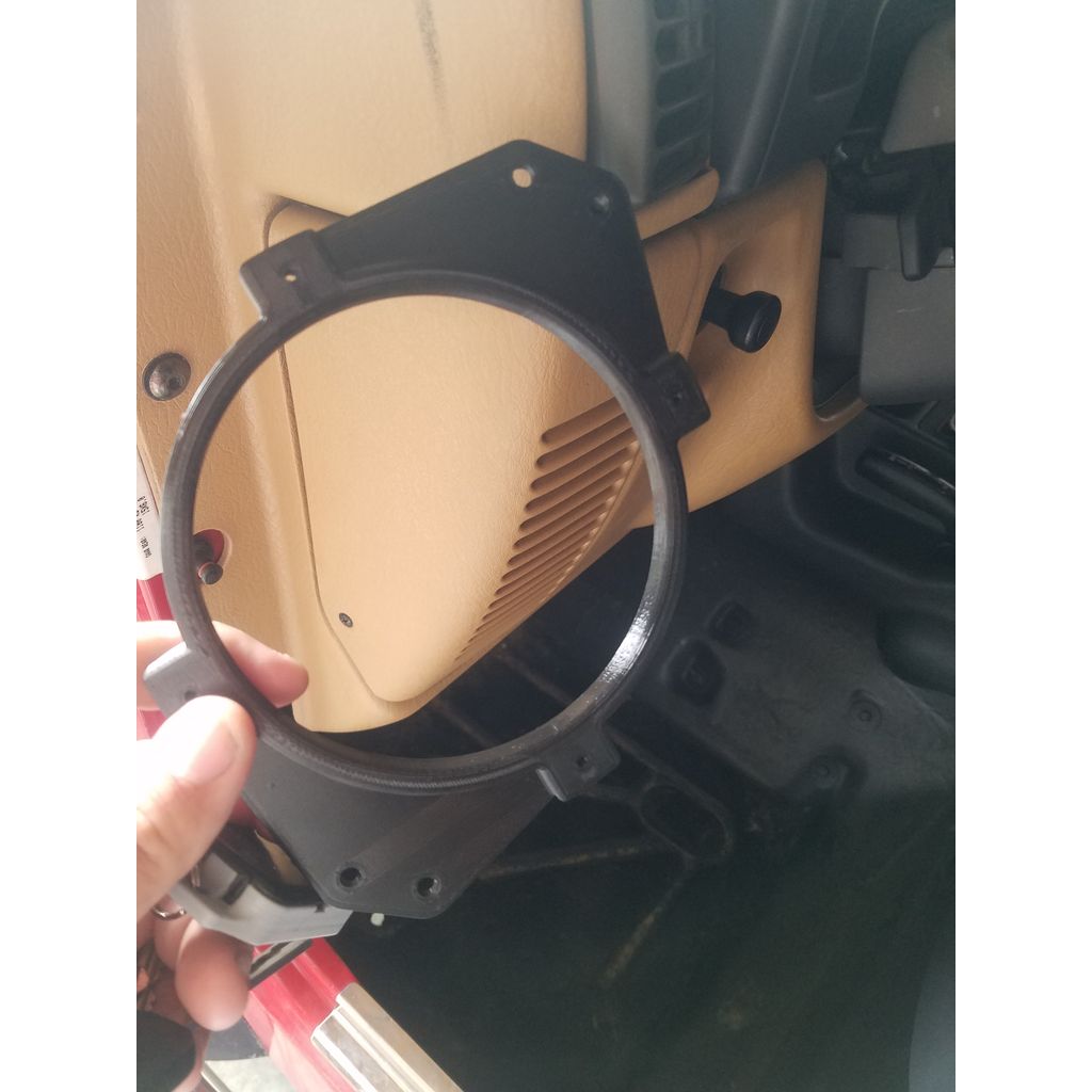 Front 5.25 Inch Speaker Adapter – 1997-2006 Jeep Wrangler TJ