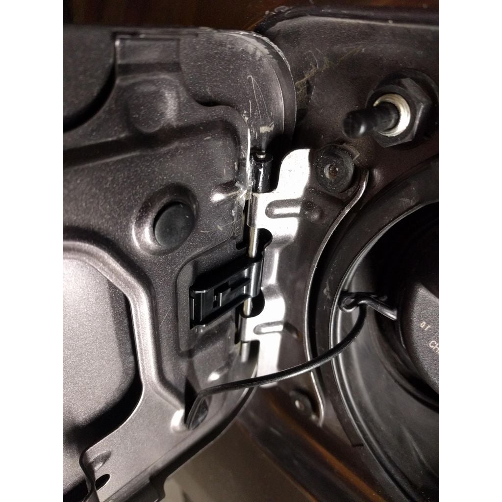 Fuel Door Hinge – 2012 Toyota Sienna