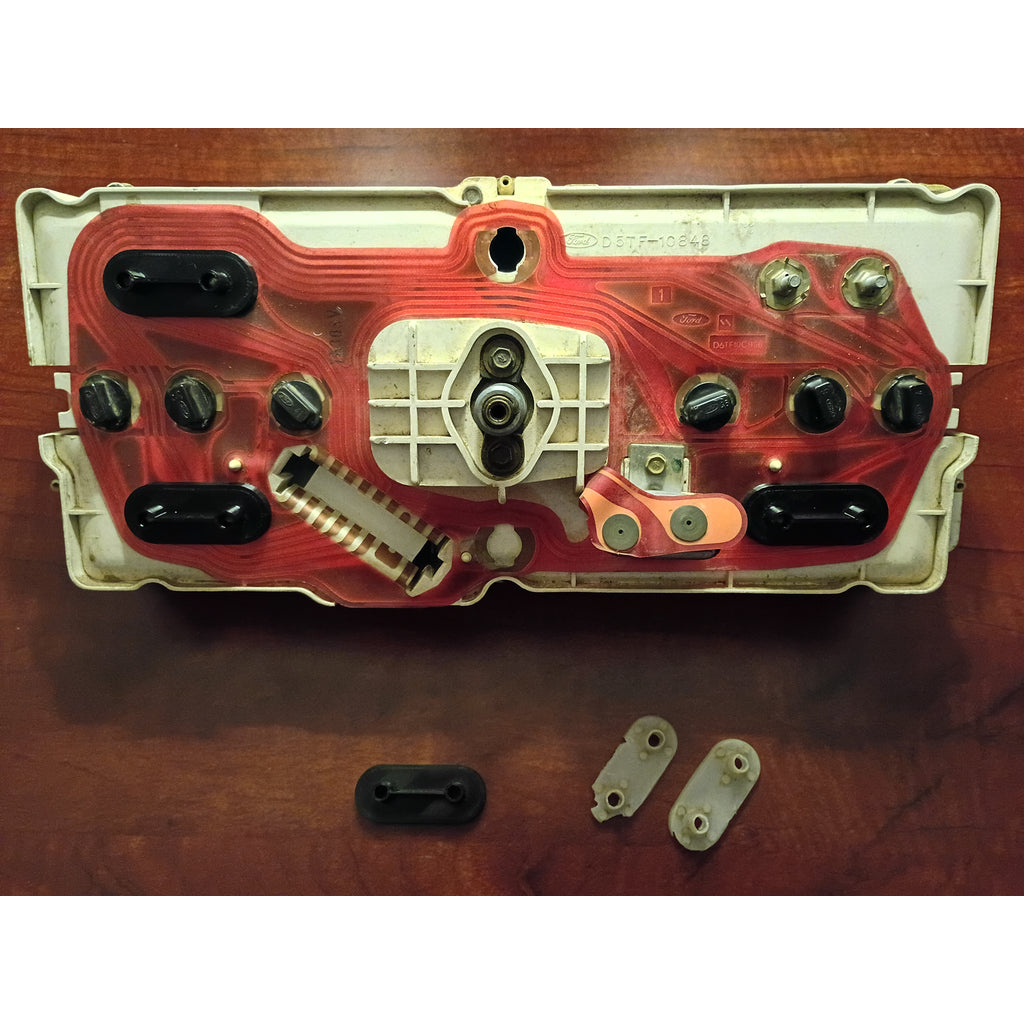 Gauge Post Insulator – 1973-1979 Ford F-series
