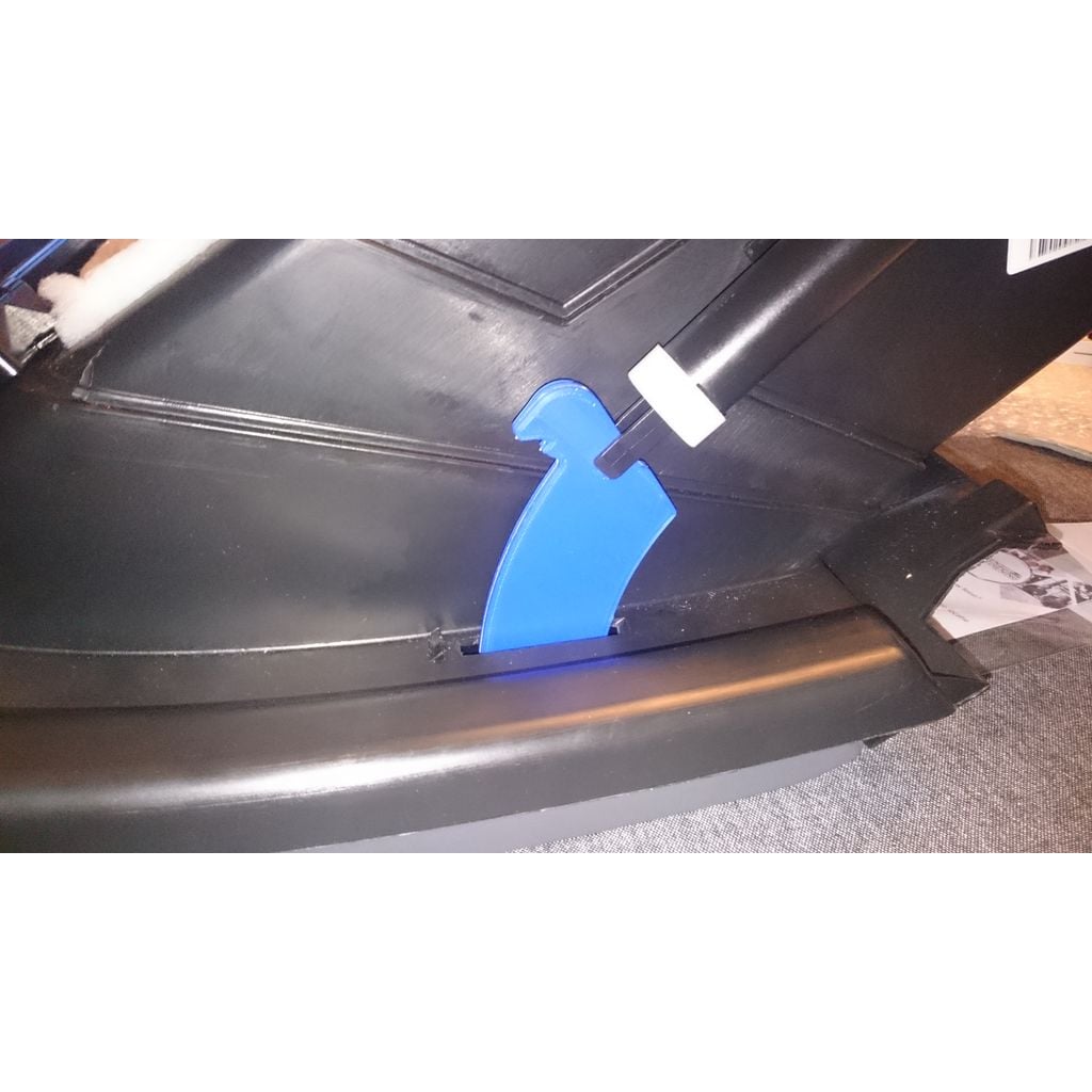 Glove Box Bracket – 2005 Saab 9-3