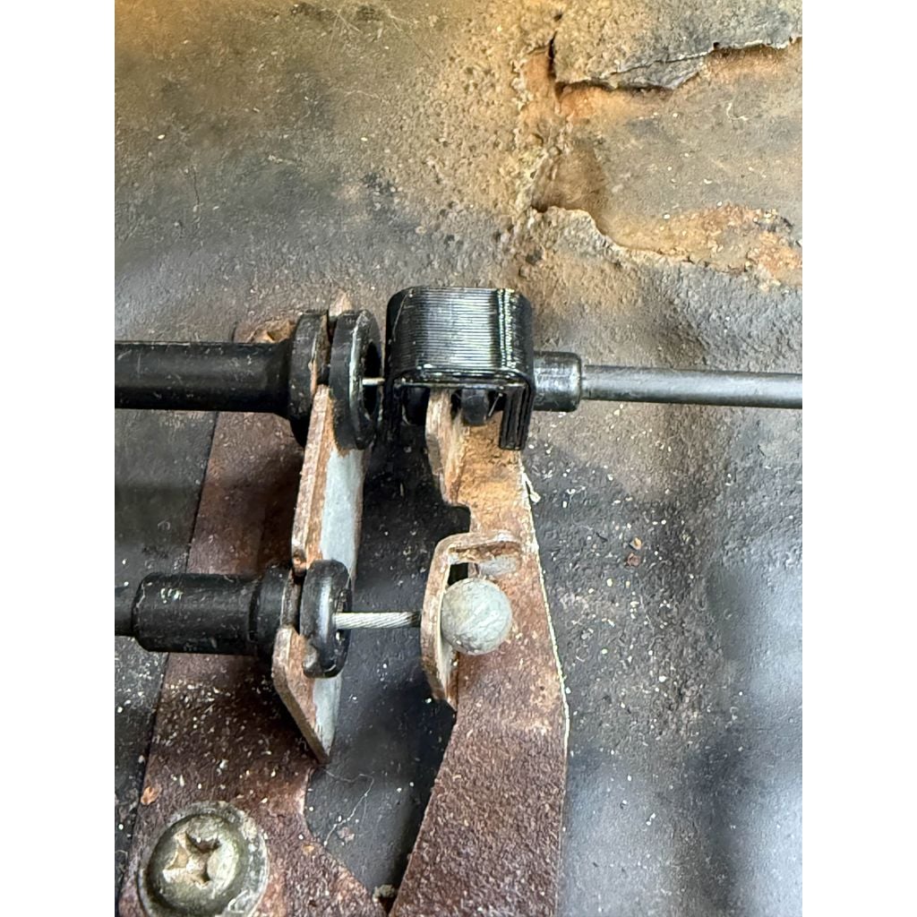 Hatch/fuel Door Release Cable Repair Clip – 1984-1989 Nissan 300zx Z31