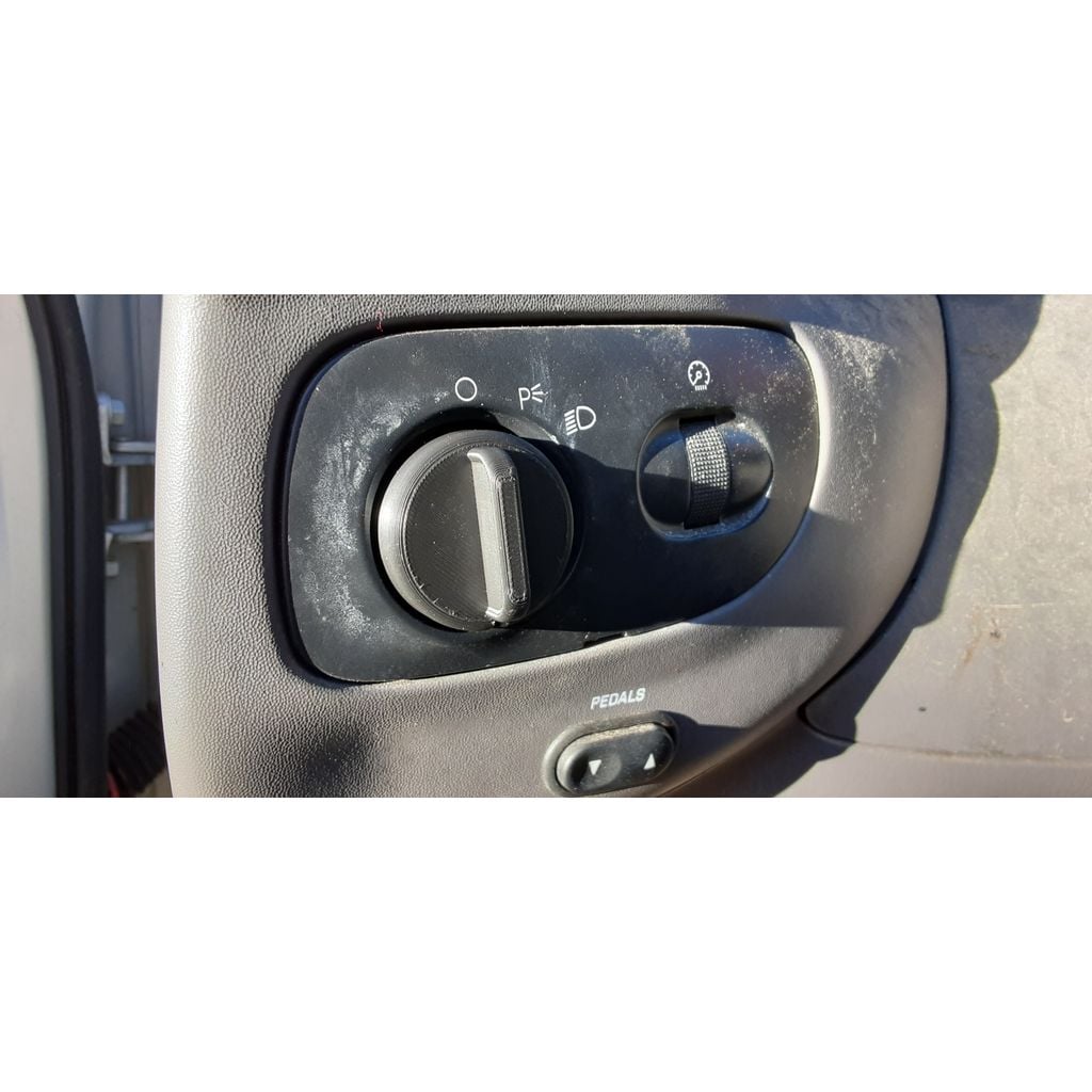 Headlight Knob – 2001 Ford F-150