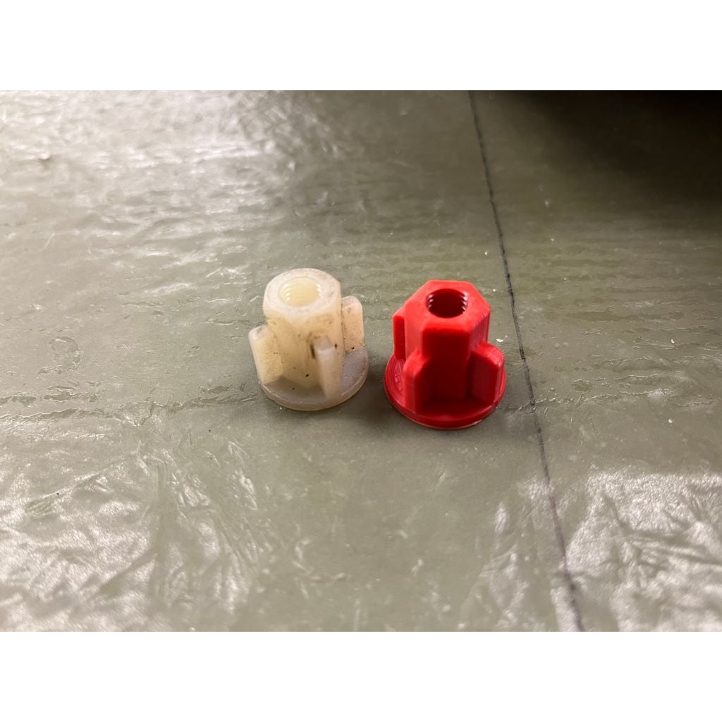 Headlight Mounting Nut – 2006 Skoda Octavia
