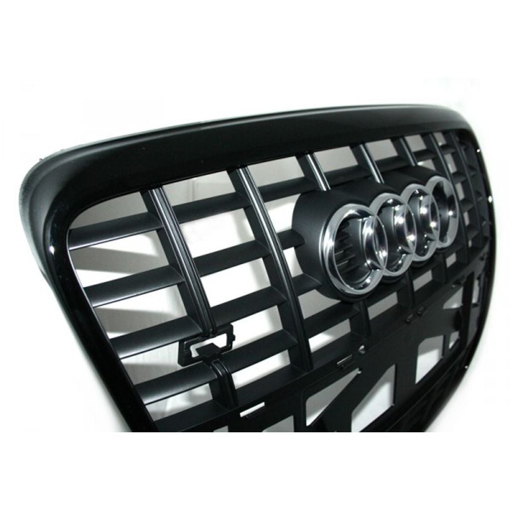 Honeycomb Grille Badge Clip – 2013 Audi S6