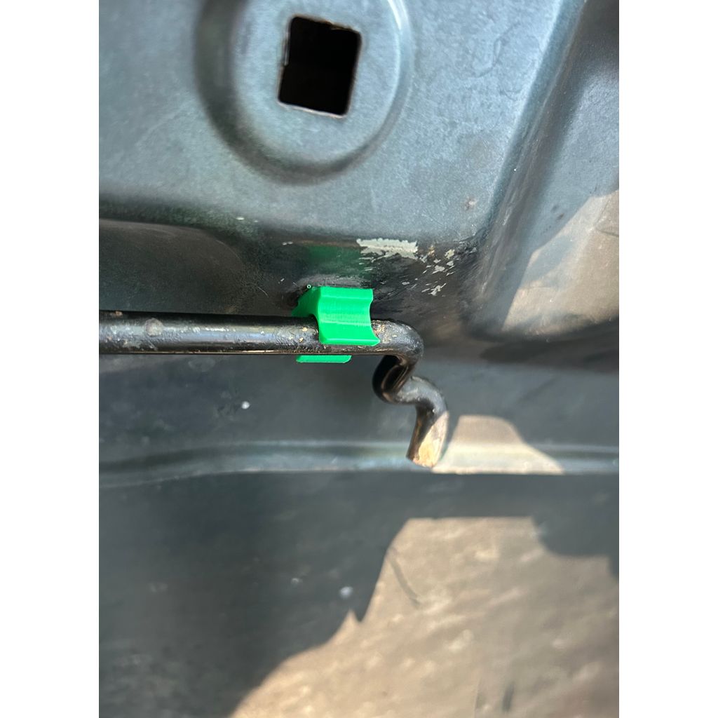 Hood Prop Rod Clip – 2003 Jeep Wrangler TJ