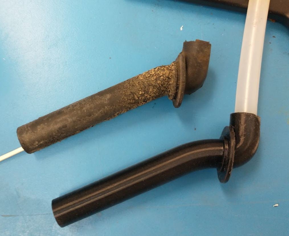 Hose-drain Front T-top – 1985 Nissan 300zx