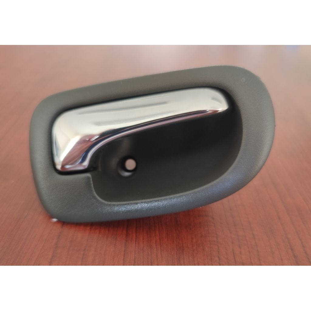 Interior Door Handle Latch / Snap Mount – 1996 Honda Civic VI