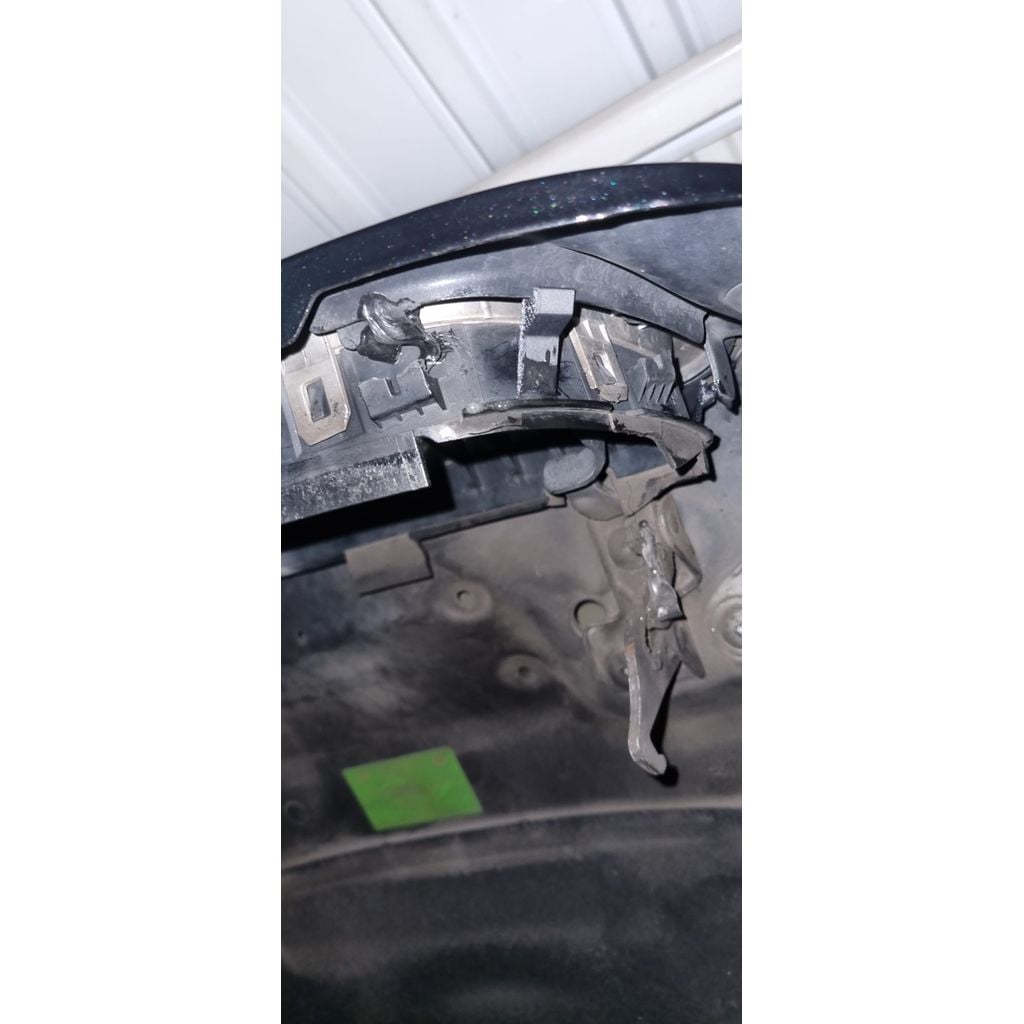 Cup Holder Expander – 1998-2006 Bmw 3 Series E46