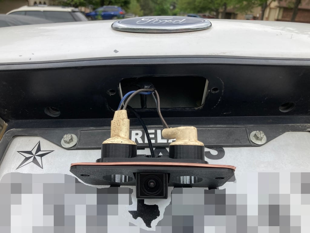 License Plate Light Backup Camera Mount – 2004 Ford Crown Victoria