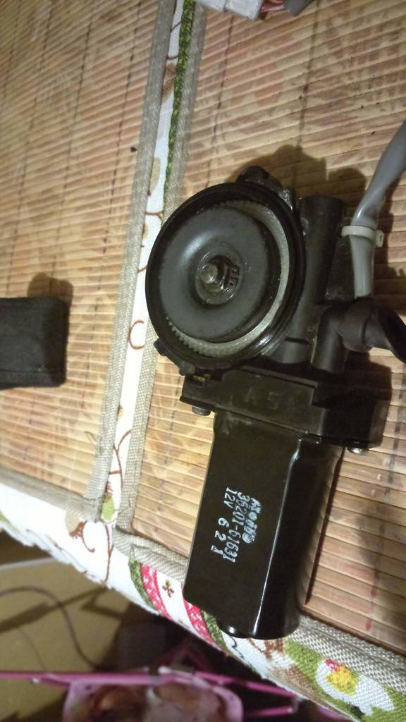 Lifter Gear – 1997 Mazda 626