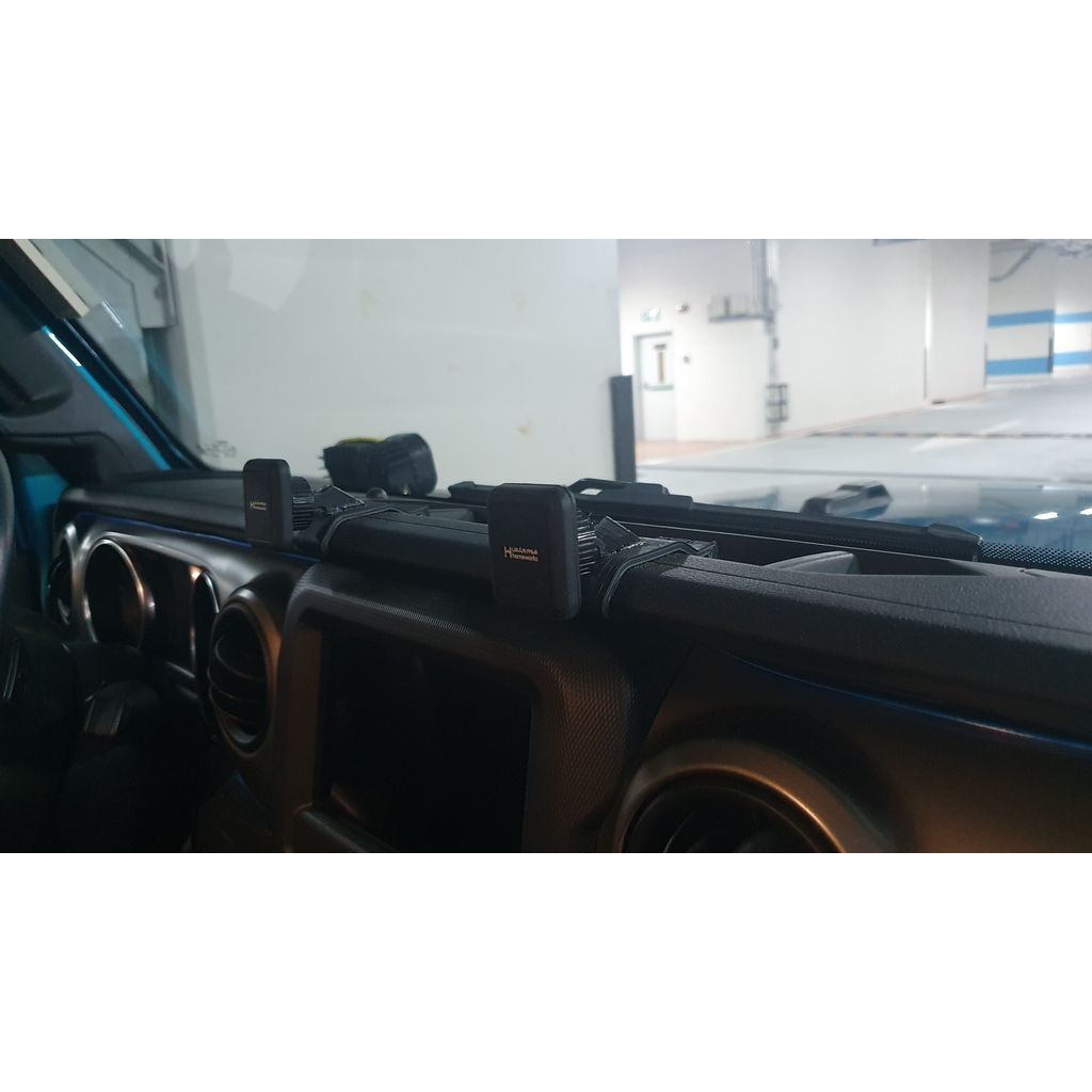 Magnetic Phone Mount – 2018 Jeep Wrangler JL