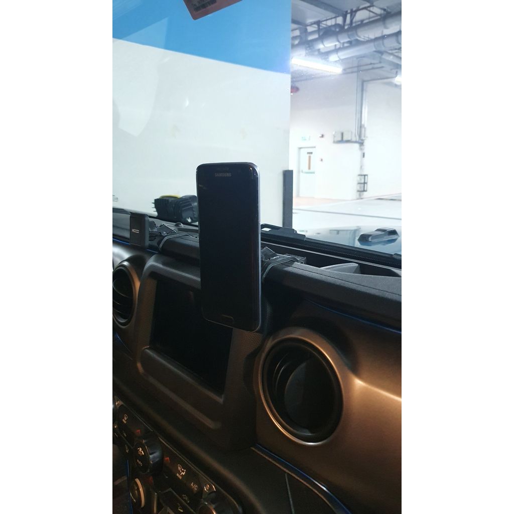 Magnetic Phone Mount – 2018 Jeep Wrangler JL
