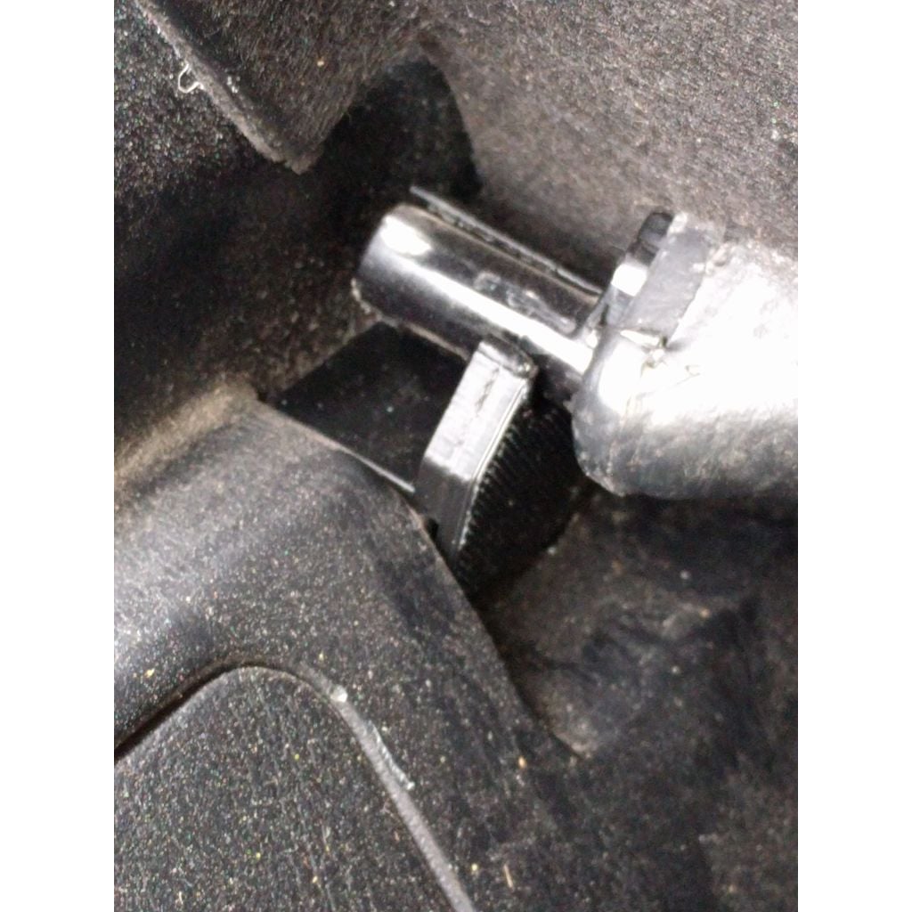 Parcel Shelf Clips – 1994-1999 Toyota Celica 6th gen (Liftback)