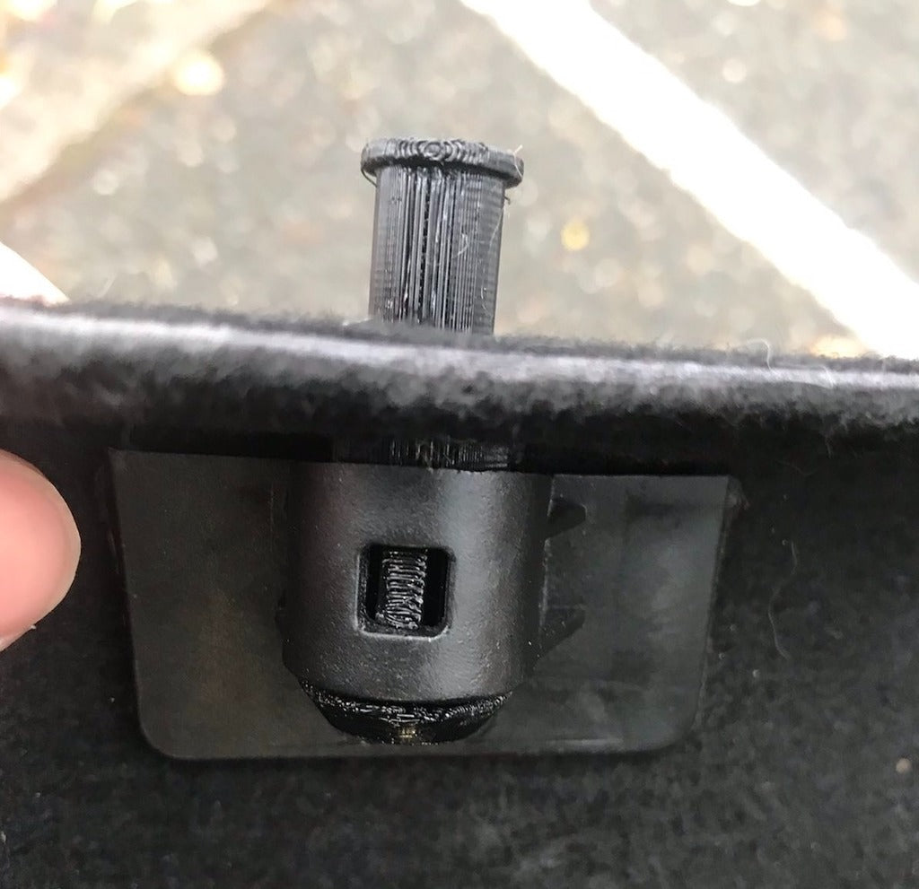 Parcel Shelf Peg – 2013 Mini Cooper S (S)