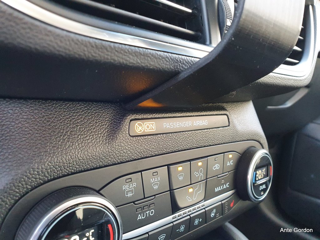 Phone Bracket – 2018 Ford Focus MK4