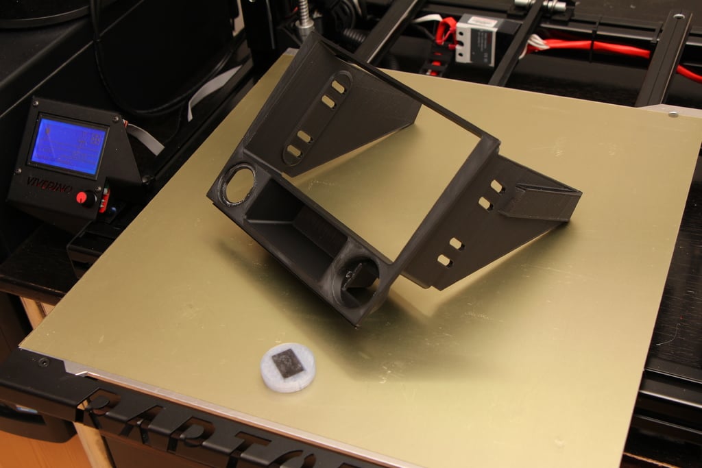 Radio Frame – 1992 Volvo 940