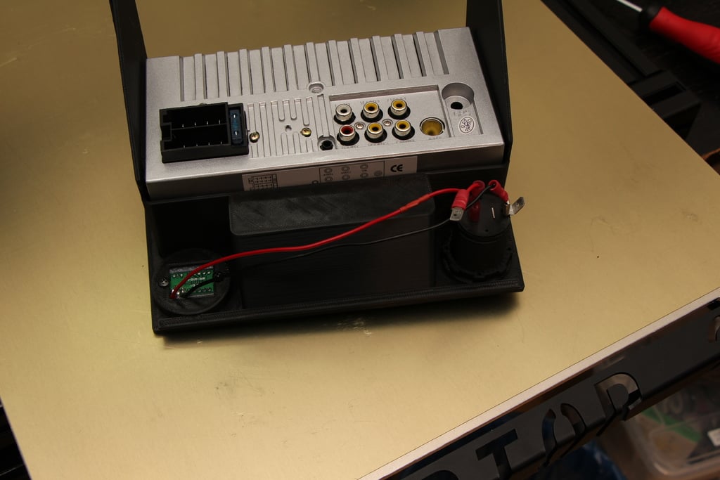 Radio Frame – 1992 Volvo 940