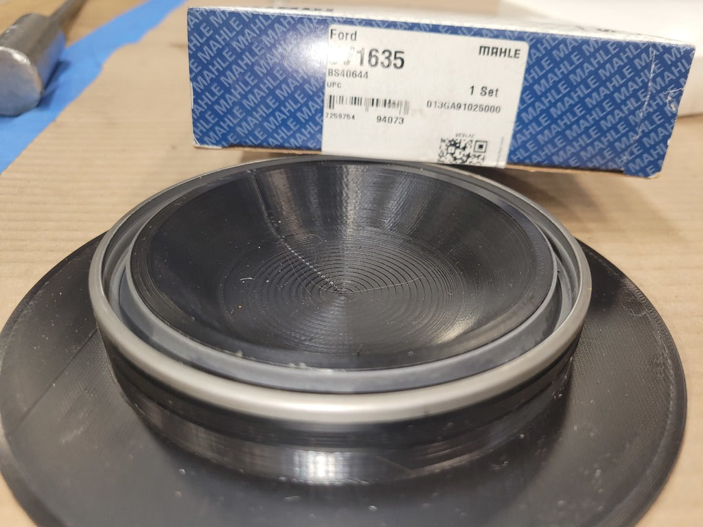 Rear Main Seal Installation Tool – 2000 Ford Crown Victoria
