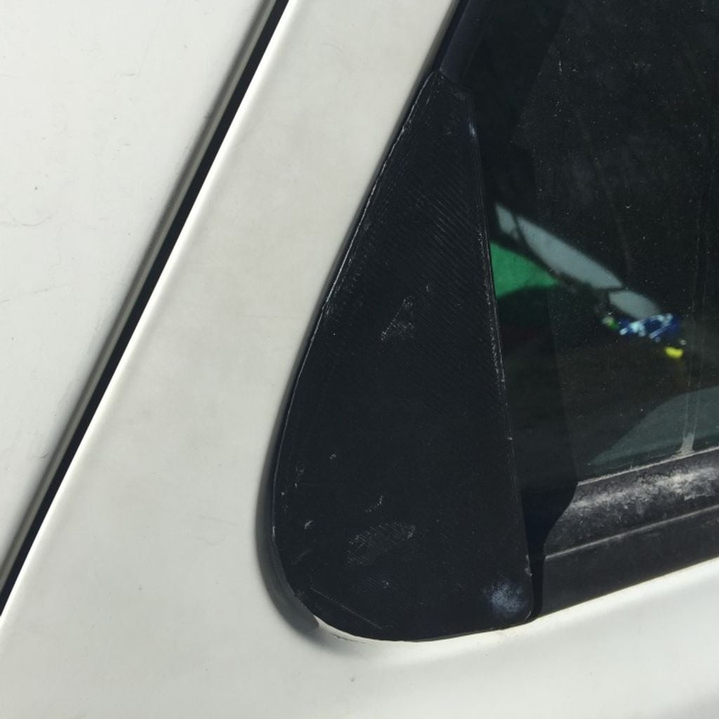 Rear Side Window Trim Plate – 1998 Ford Fiesta