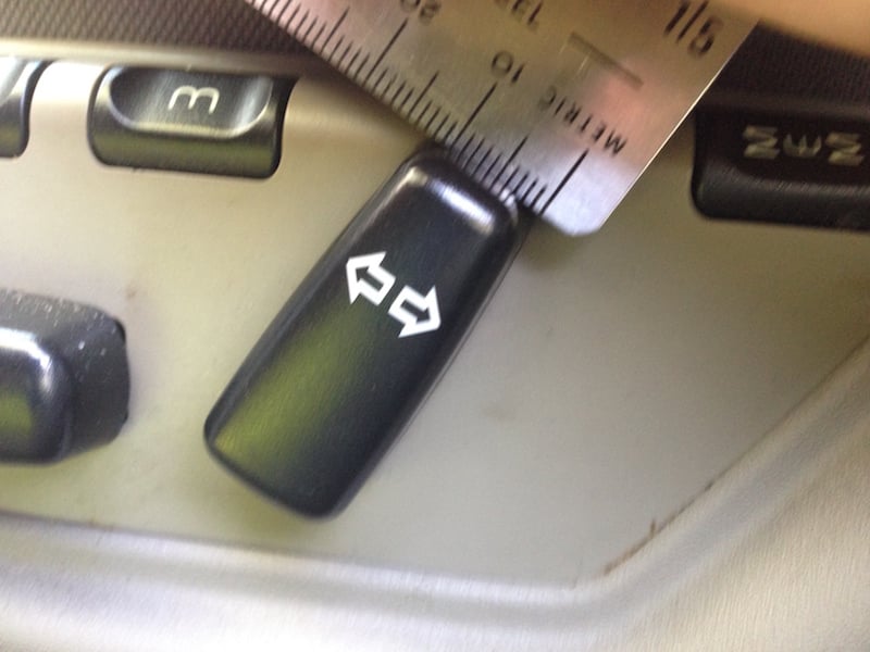 Seat Knob – 2006 Volvo Xc70