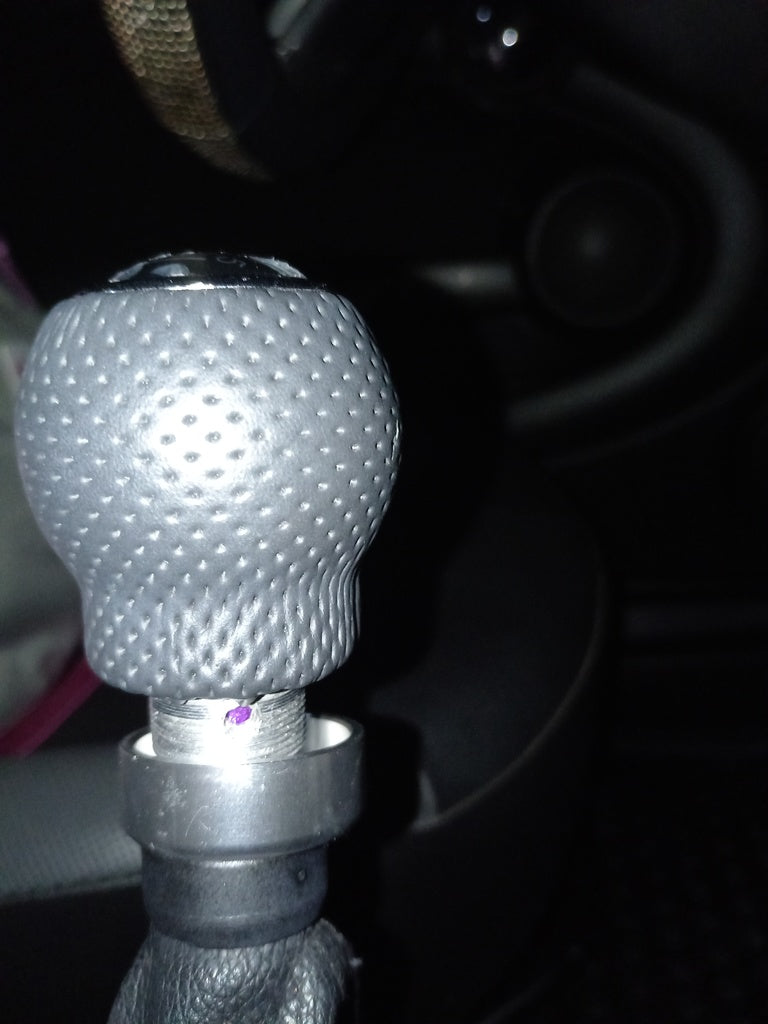 Shift Knob Adapter – 2007-2013 Mini Cooper R56