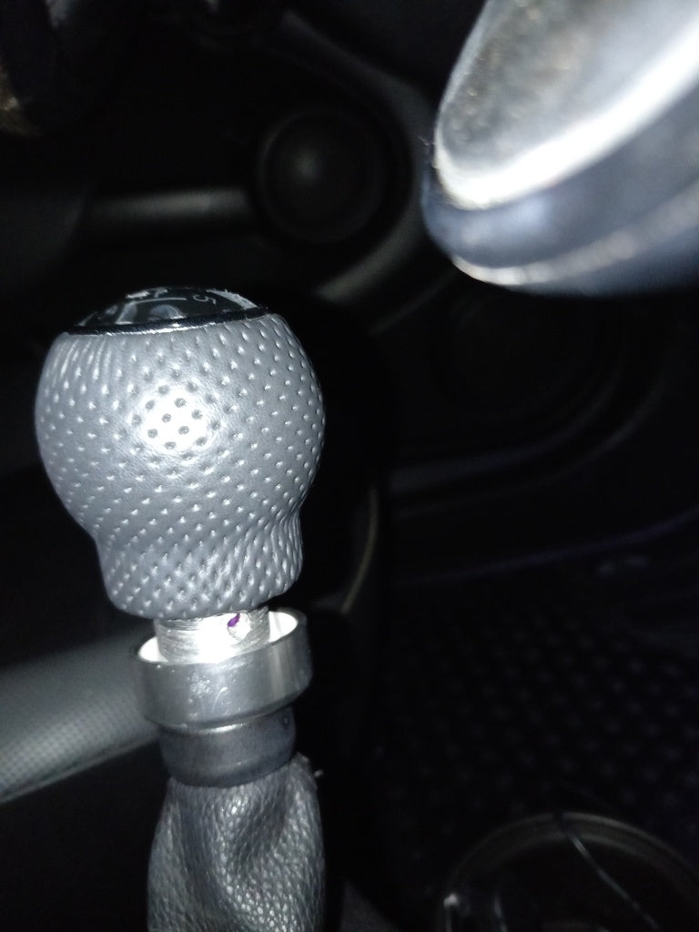 Shift Knob Adapter – 2007-2013 Mini Cooper R56