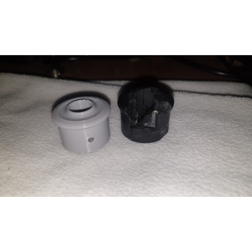 Shift Reverse Secure Button – 1968-2003 Ford Escort