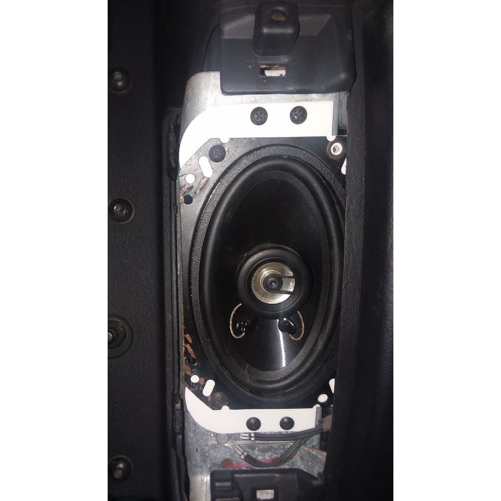 Speaker Mounts – 1998 Jeep Wrangler TJ