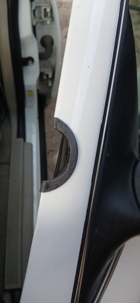 Spotlight Door Notch Trim – 2004 Ford Crown Victoria