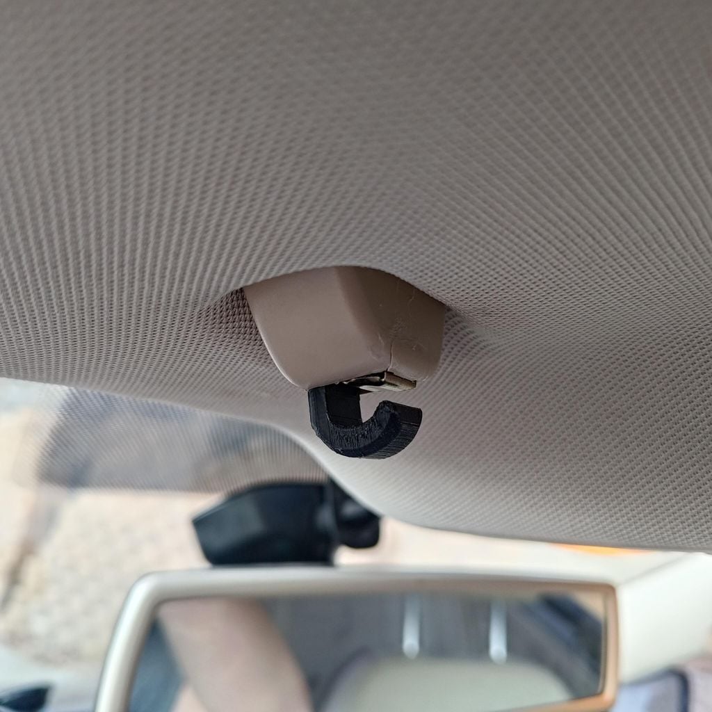 Sun Visor Clip – 2013 Volkswagen Passat B7
