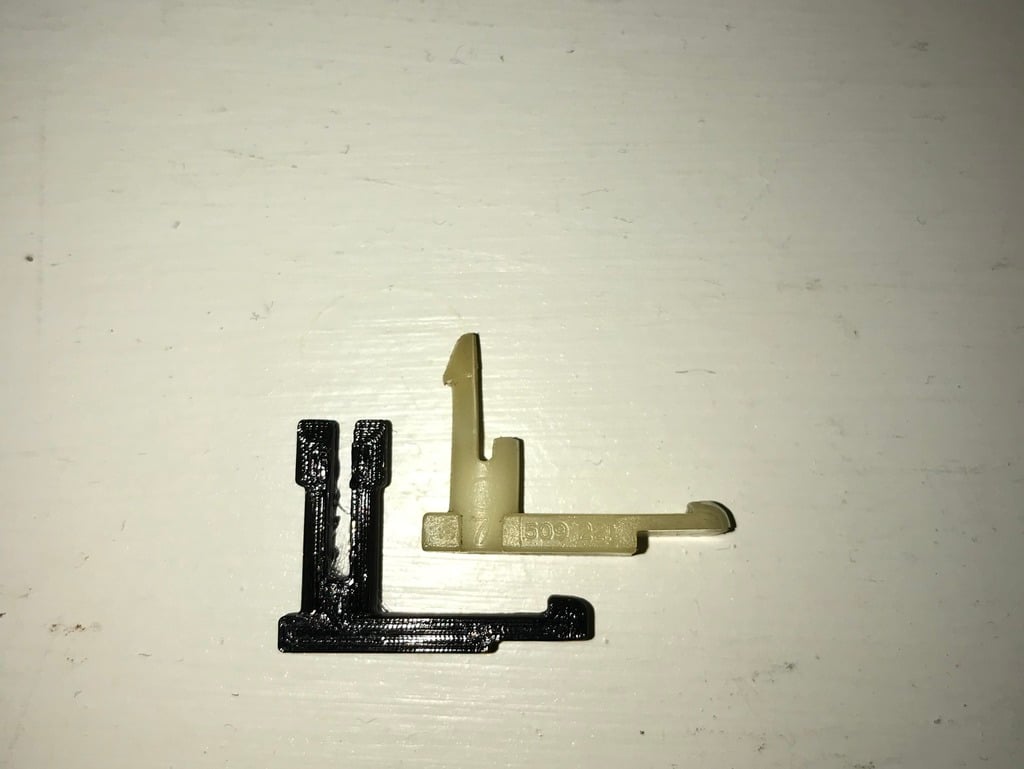 Sunroof Trim Retainer Clip – 1987 Ford Mustang