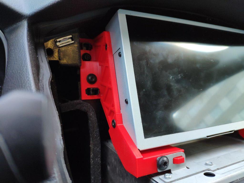 Sync 3 Radio Bracket – 2012-2018 Ford Focus MK3