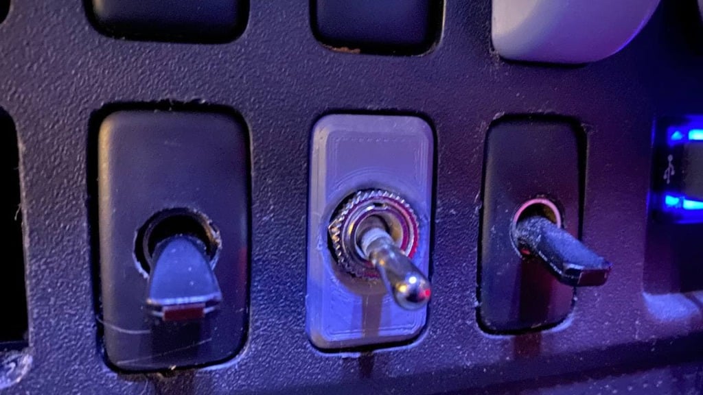 Toggle Switch Holder – 2004 Toyota All Models