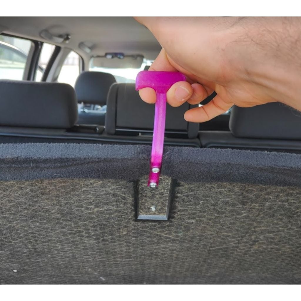 Trunk Floor Pull Handle – 1999-2005 Bmw 3 Series E46 (Touring)