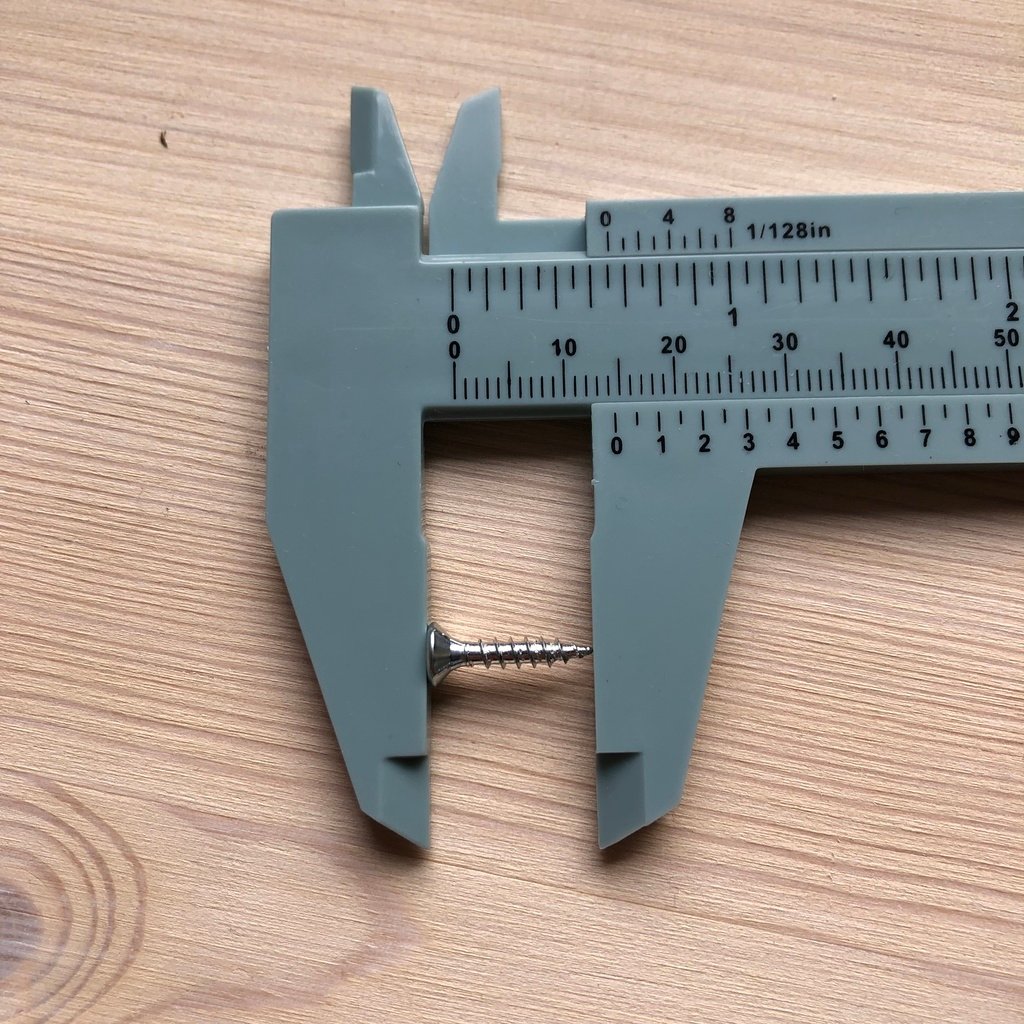Trunk Hook – 2013 Volvo V40